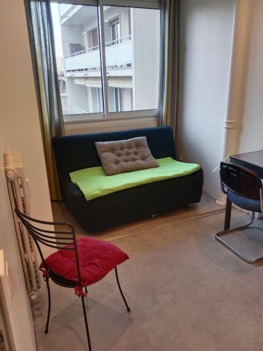 Insolite 22 Chambéry 외부 사진
